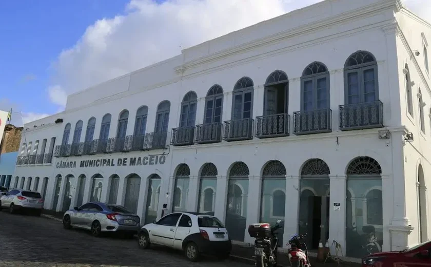 Câmara de Maceió aprova dois Projetos de Lei que beneficiam usuários de ônibus