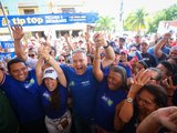 Caravana de Renan Filho volta a arrastar multidão, agora no Agreste e Sertão