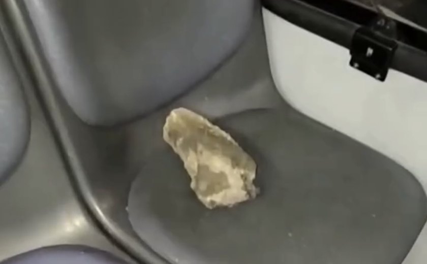 Violência entre torcedores deixa feridos e ônibus depredado em Maceió