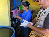 equipe de Endemias da Secretaria de Saúde de Ibateguara esteve nas ruas nesta data para mais uma ação de combate à dengue.