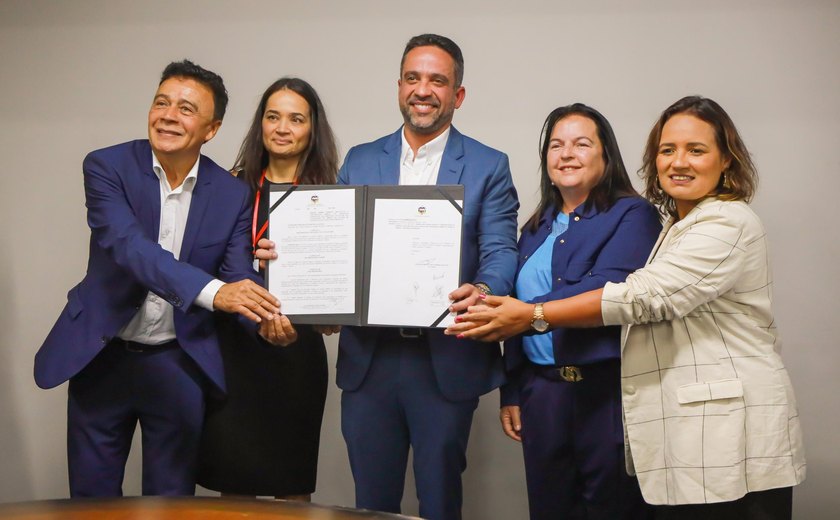 Paulo Dantas sanciona lei que torna Alagoas o estado mais competitivo no comércio do gás natural