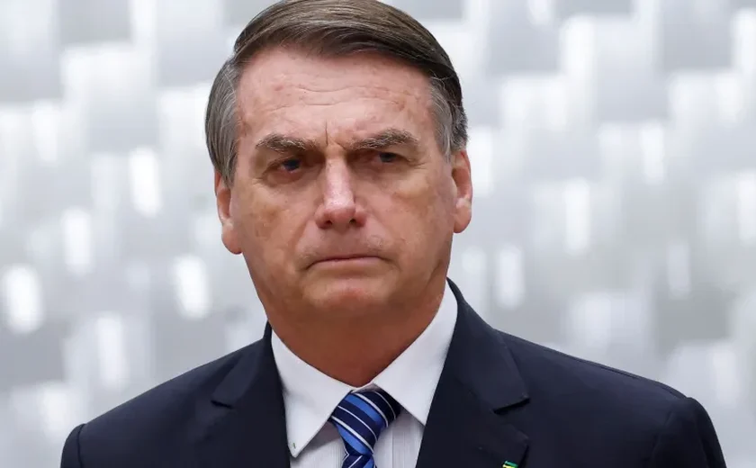 Bolsonaro nega encontro de despedida e viagem nesta quarta (28)