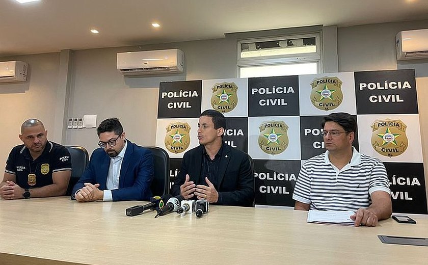 Polícia Civil concede entrevista coletiva sobre o caso Amanda