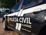 Idosa esfaqueia mulher em situação de rua durante briga por lençol em Maceió