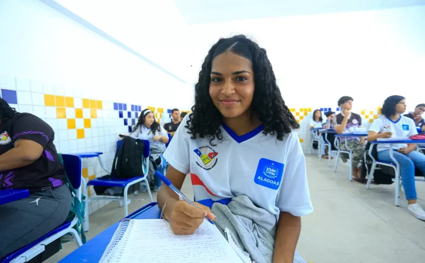 Governo de Alagoas lança projeto que fortalece combate ao racismo nas escolas