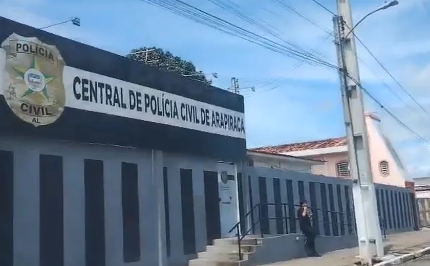 Mulher é presa por esfaquear idoso em Arapiraca