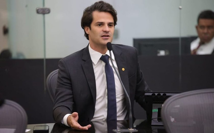 Deputado de AL culpa irmão por acidente, mas polícia comprova o contrário