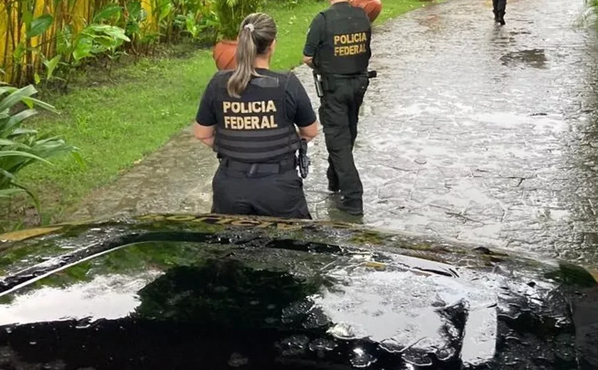 Prefeito de Rio Largo é transferido para o presídio no início da tarde desta segunda (22)