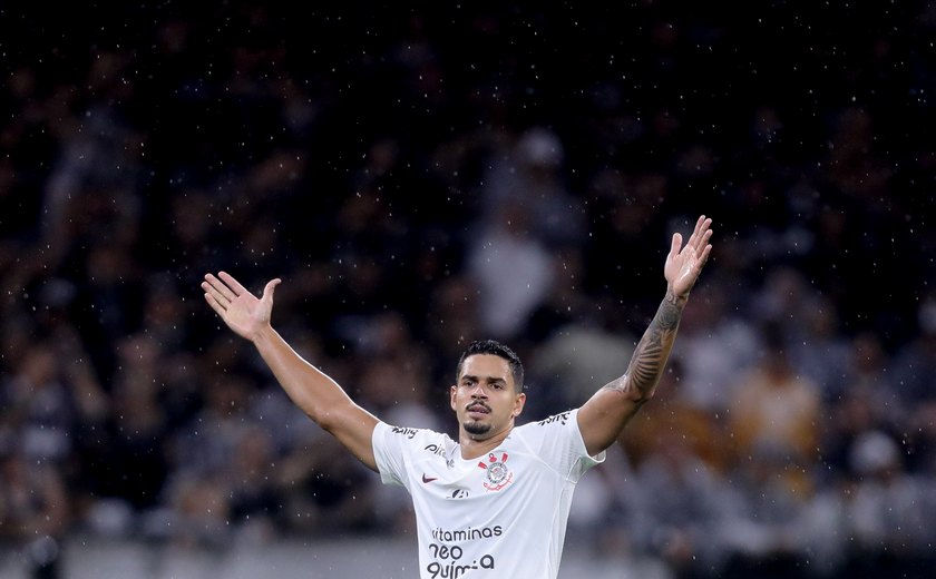 Santos busca empate com Corinthians nos acréscimos em duelo contra Z-4