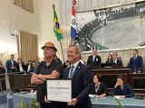 Ex-presidente Jair Bolsonaro é homenageado e recebe título de Cidadão Honorário de Alagoas