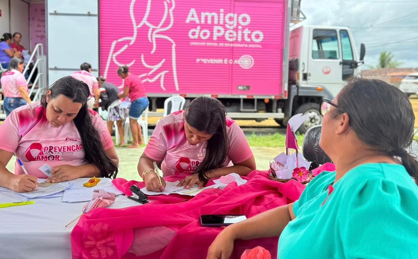 Com caminhão Amigo do Peito e diversas ações, Saúde de Branquinha inicia Outubro Rosa