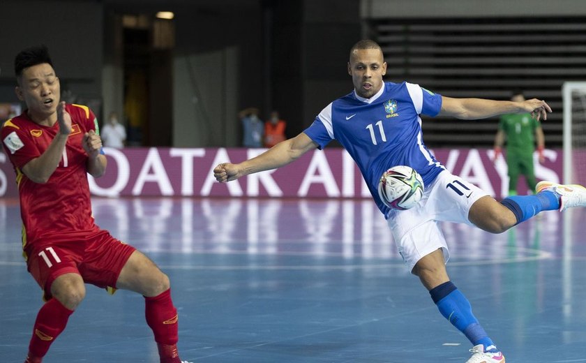 Seleção brasileira goleia Vietnã na estreia da Copa do Mundo de futsal