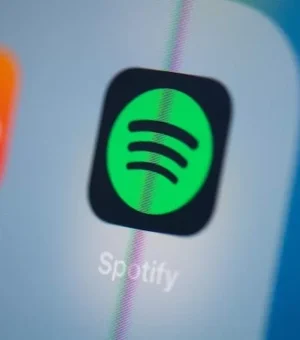 TSE fecha parceria com o Spotify para combater notícias falsas