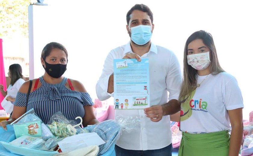 Assistência Social de Santana do Mundaú entrega cerca de 370 novos cartões do programa CRIA