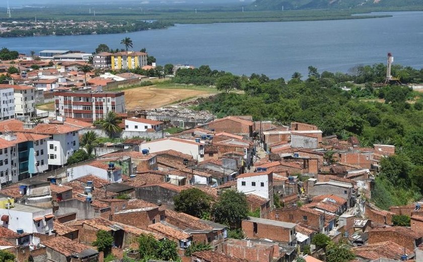 Município renova decreto de calamidade nos bairros afetados por rachaduras em Maceió