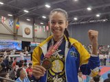 Com apoio do Governo de Alagoas, atleta alagoana conquista o título mundial de karatê no México