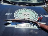 Polícia prende homem por porte ilegal de arma em Murici