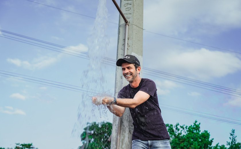 Prefeito Júnior Menezes proporciona mais um poço artesiano na zona rural e beneficia dezenas de famílias com água potável