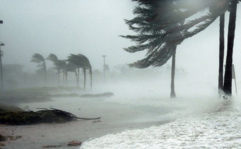 Alerta em Alagoas: chuva intensa e ventos fortes atingem 86 municípios nesta segunda-feira