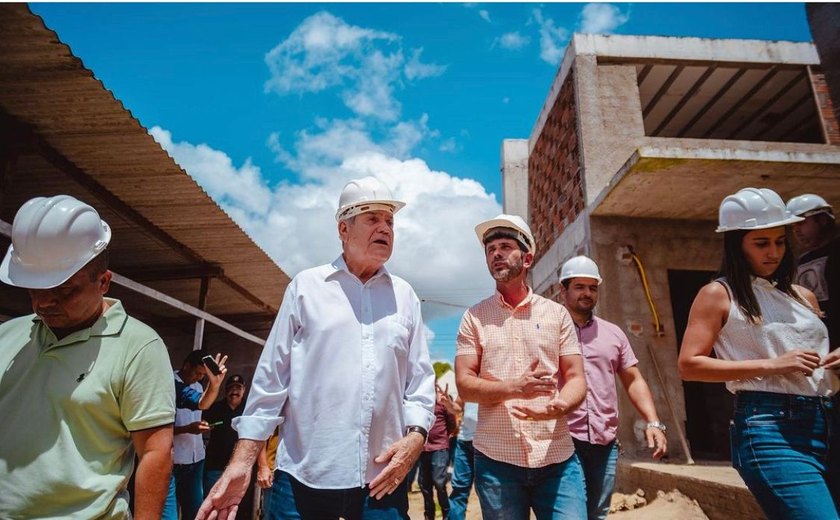 Em União, Ronaldo Lessa acompanha obra da nova rodoviária e promete melhorias no atendimento do INSS