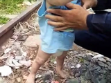 Bebê abandonado em linha de trem é resgatado no interior de SP