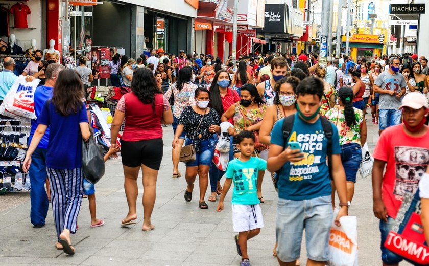 Lojas do Centro e shopping abrem em horário especial neste fim de ano