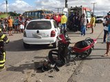 Motociclista se envolve em acidente e atravessa para-brisa de carro na AL-115