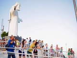 Projeto Pôr do Sol leva centenas de pessoas ao Cristo Redentor,