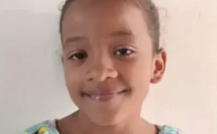 Menina de 11 anos morre após ser jogada em piscina durante brincadeira em Alagoas