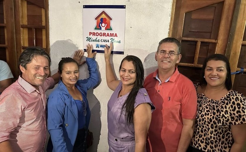 Prefeitura de Ibateguara entrega mais duas casas pelo programa “Minha Casa Nova”