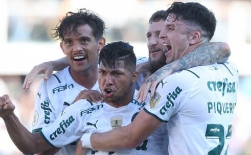 CBF libera diálogo de Claus com o VAR no gol anulado do Palmeiras contra o Santos