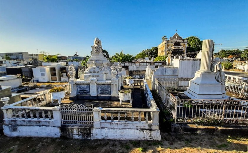 Prefeitura de Maceió acaba com 'máfia dos túmulos fantasmas'