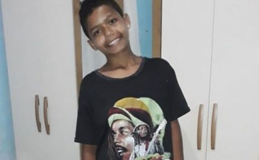 Menino de 11 anos que estava desaparecido foi morto a golpes de arma branca, aponta IML de Arapiraca