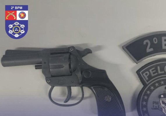 Homem é preso por porte ilegal de arma de fogo em União dos Palmares