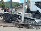 Servidora da Educação morre após ser atingida por caminhão na contramão em Palmeira dos Índios