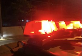 Homem é linchado por populares após se masturbar em via pública, Maceió