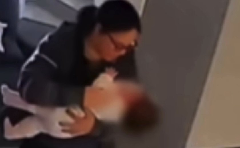 Babá é presa em flagrante por agredir bebê de seis meses em Goiânia