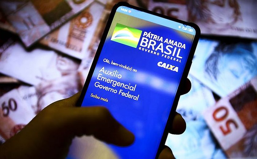 Caixa paga auxílio emergencial a nascidos em junho