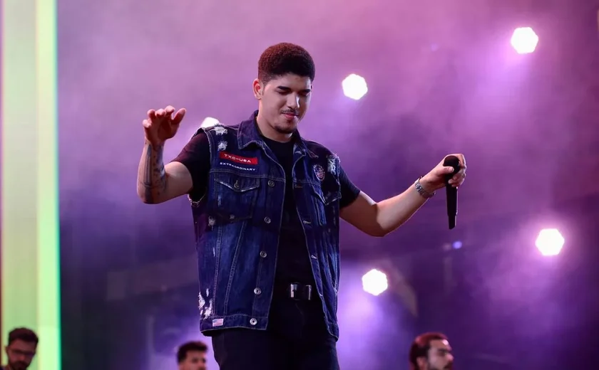 Zé Vaqueiro se apresenta mais cedo hoje na Festa de Santa Maria Madalena, veja a programação