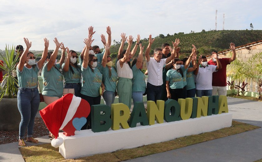 Prefeitura de Branquinha celebra Natal com entrega de cestas básicas e inauguração do mirante