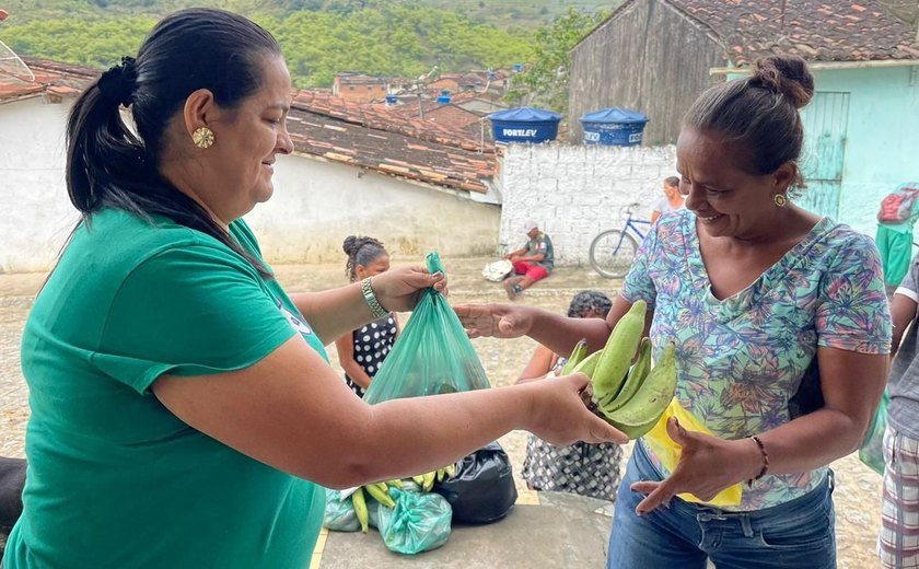 Prefeitura de Branquinha entrega mais de 21 toneladas de alimentos adquiridos pelo PAA em outubro