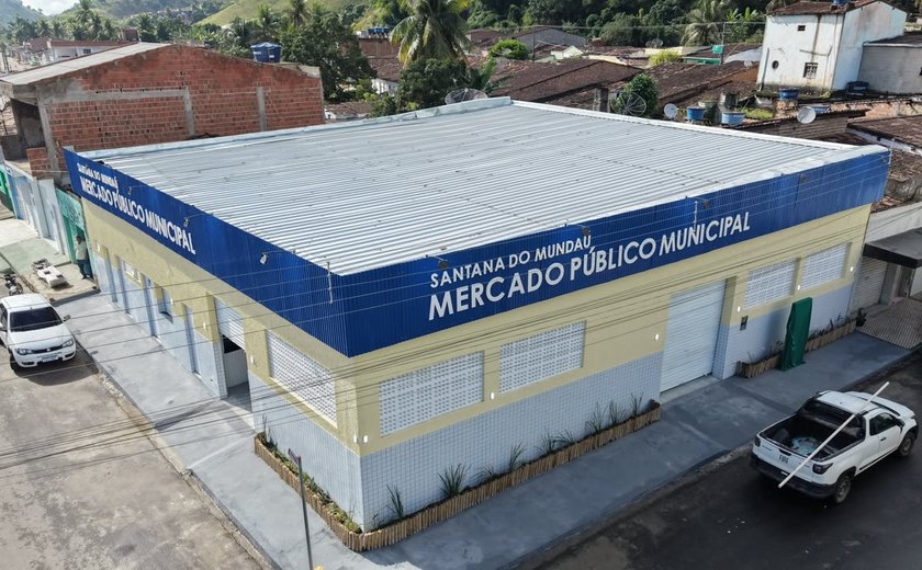 Mercado público de Santana do Mundau é reinaugurado após grande reforma
