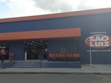 Supermercado é condenado a pagar R$ 8 mil a cliente que encontrou larvas em sanduíche