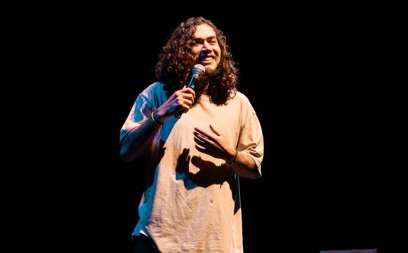 Falando sobre tudo, e vencendo barreiras ao longo da turnê, Whindersson Nunes Volta a Maceió com novo show