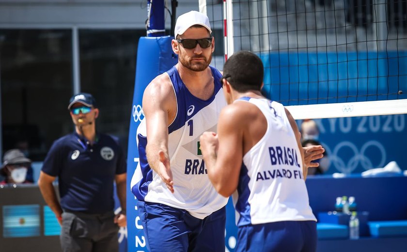 Brasil passa pela Tunísia na estreia do vôlei masculino