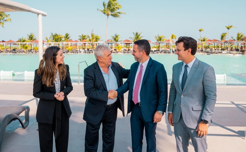 Governador comemora resultados positivos do Resort Vila Galé na Barra de Santo Antônio