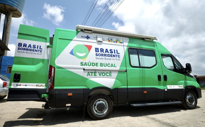 Santana do Mundaú ganha consultório odontológico móvel para ampliar atendimento à população