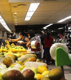 Preço da cesta básica de alimentos sobe em nove cidades