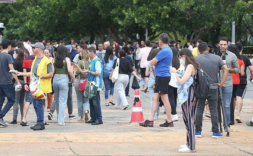 Segundo dia de Enem aborda questões cotidianas e pandemia