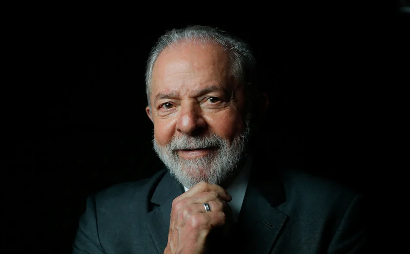 Lula confirma candidatura à Presidência em 2026 durante visita à Indonésia